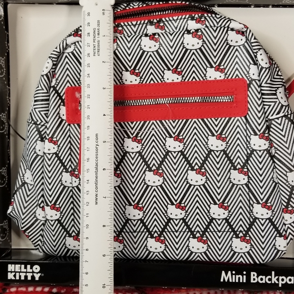 Hello Kitty Mini Backpack Purse Black & White Sanrio New in Box - Picture 3 of 8